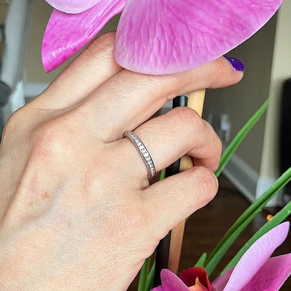18kt 0.62ct Eternity Diamond Ring White Gold - Picture 5 of 5